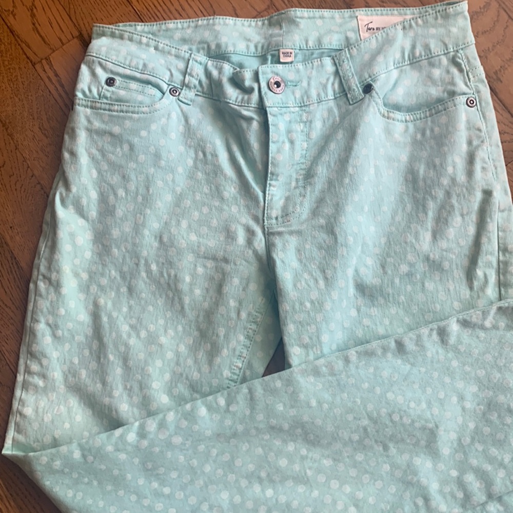 Light turquoise/sky blue jeans with white polka dots